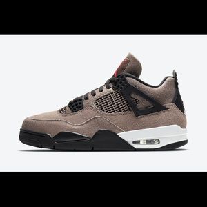 Meet your Posher, Domonique